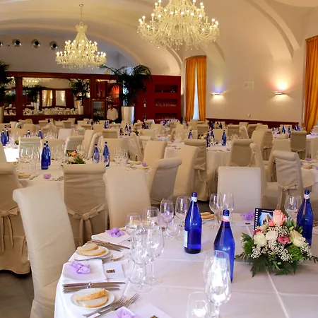 ホテル Castello Di Montaldo Torino Montaldo Torinese