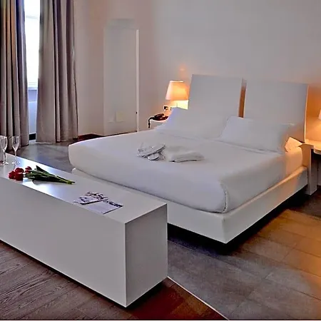 Castello Di Montaldo Torino 4* Montaldo Torinese