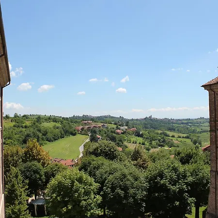 Castello Di Montaldo Torino Szálloda