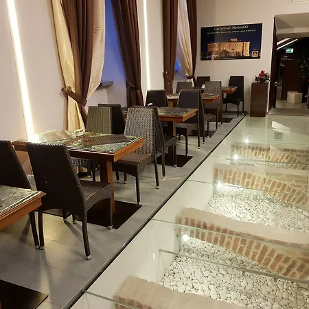 Castello Di Montaldo Torino 4*