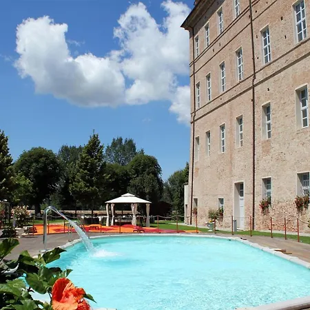 Castello Di Montaldo Torino Hotel