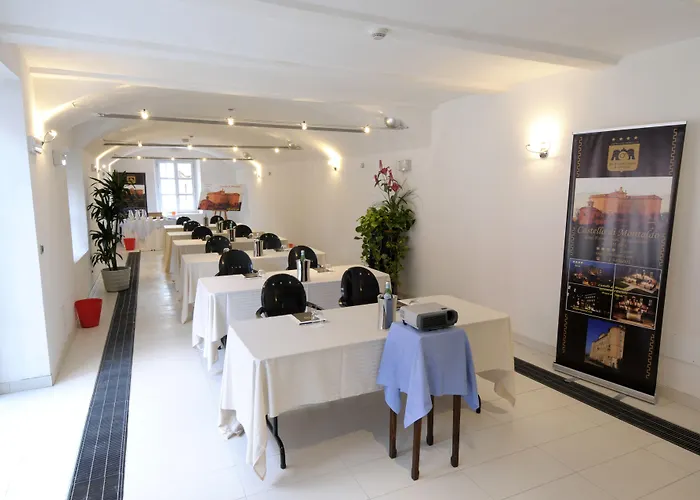 Castello Di Montaldo Torino Hotel 4*