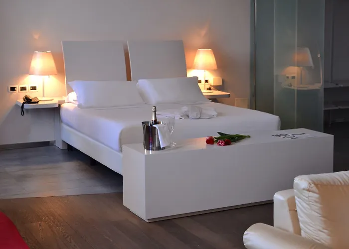 Castello Di Montaldo Torino Hotel 4*