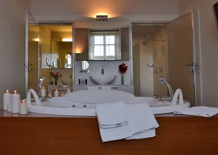 Hotel Castello Di Montaldo Torino 4*