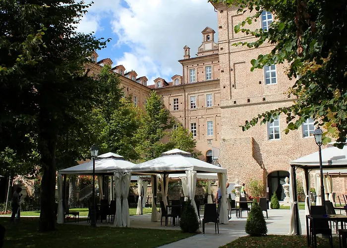 Castello Di Montaldo Torino 4*