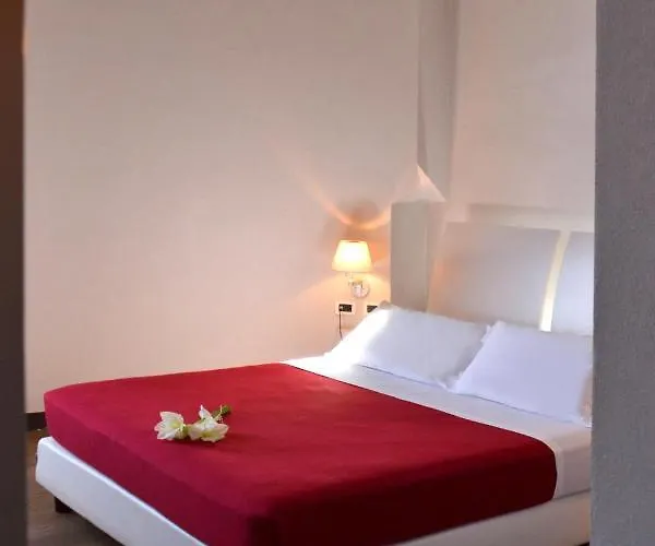 Castello Di Montaldo Torino Hotel 4*